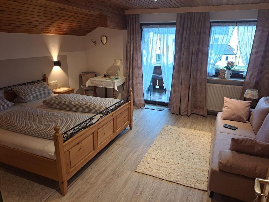 Gaestehaus Poeppl Unterwössen Extérieur photo
