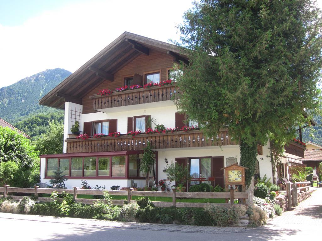 Gaestehaus Poeppl Unterwössen Extérieur photo